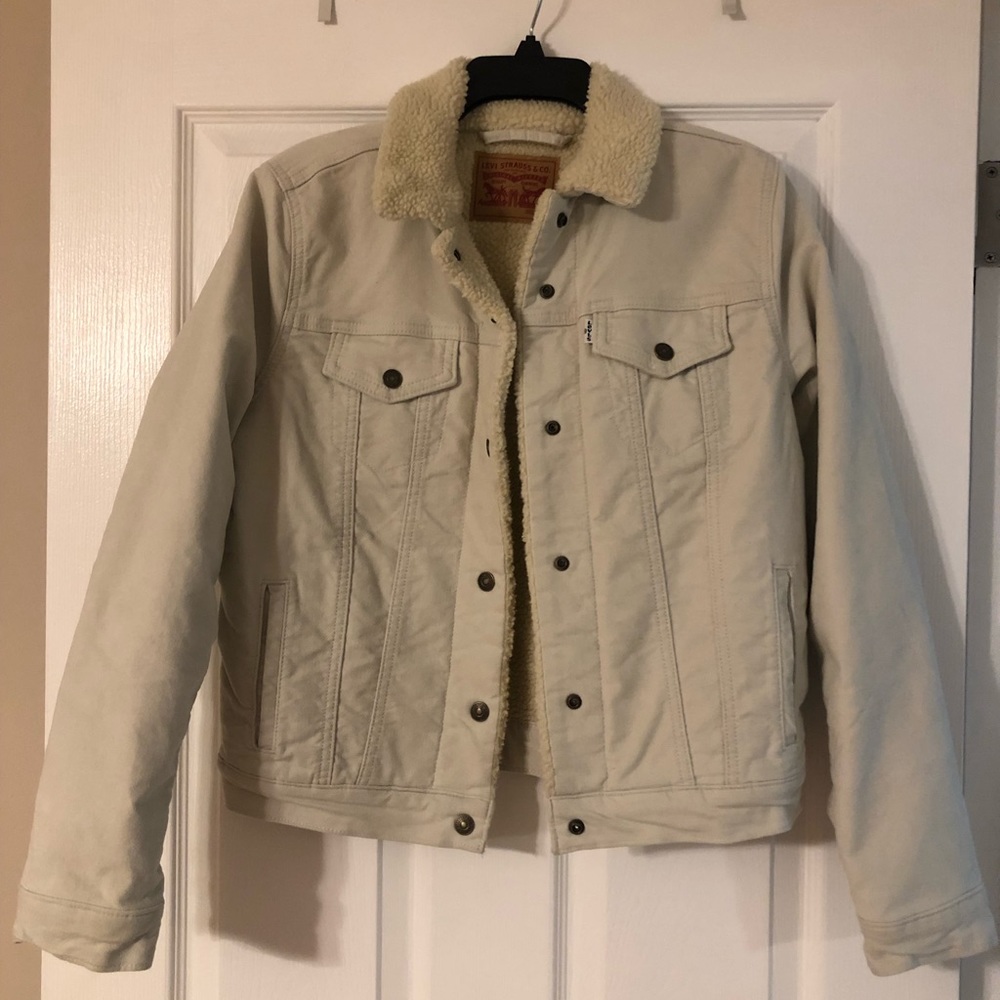 Levi’s Cream-Colored Fleece Trucker Jacket